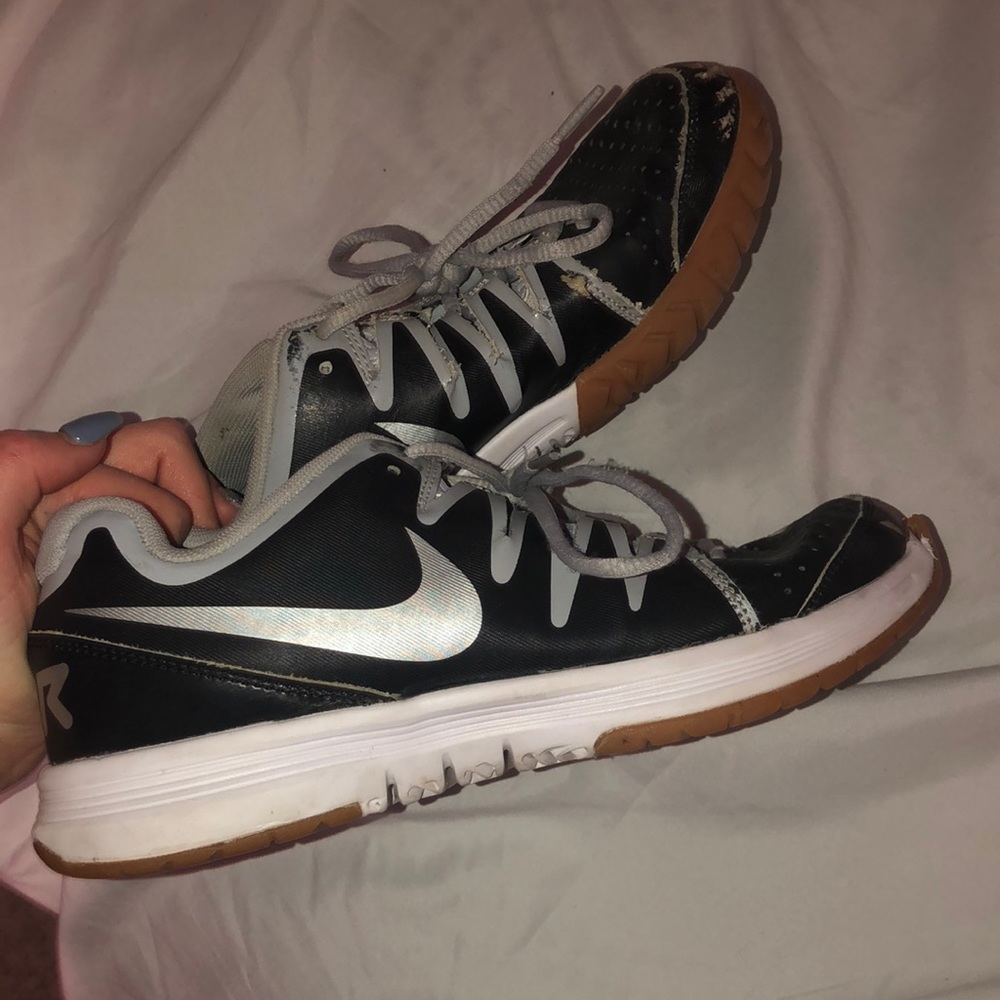 NIKE vapor court shoes
